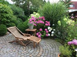 Casa Depto Entero En Bad Salzuflen Alemania Unsere Untere Wohnung Die Wir Nur Fur Den Kleiderschrank Nutzen Naturlich N Outdoor Decor Garden Design Decor