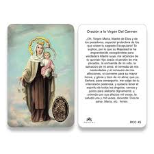Loli da a besar a la virgen una medalla. Estampa Oracion Virgen Del Carmen