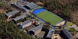 Последние твиты от bbis official (@bbisofficial). Kritik An Berlin Brandenburg International School Im Brandenburgischen Kleinmachnow