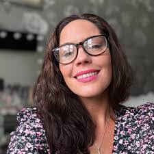 Amber Cousino's Instagram, Twitter & Facebook