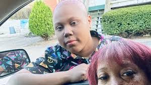 Ebony Cheatham's Instagram, Twitter & Facebook