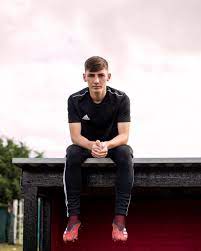 Billy gilmour (born 11 june 2001) is a scottish footballer who plays as a centre midfield for british club chelsea. Billy Gilmour On Twitter Predator Is Back Adidasfootball Predator Createdwithadidas
