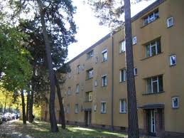 Wir haben 7 angebote von 404 000 bis 5 750 000€. 2 Zimmer Wohnung Zu Vermieten Hartmannsweilerweg 34 14163 Berlin Zehlendorf Zehlendorf Mapio Net