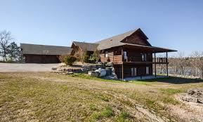 Peninsula On Table Rock Lake 6 Bed 5 5 Bath Www Bransonvacationcabins Com Table Rock Lake House Styles Branson Cabins