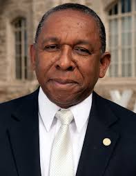 New Xavier president to step into the spotlight this week