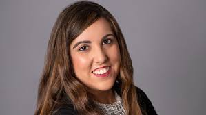 Soltar para avanzar', un refugio literario que enseña a quitar carga a la  mochila emocional y a vivir el presente al máximo