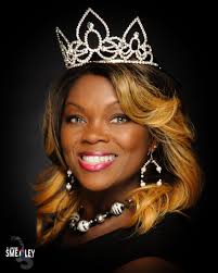 Royal Spotlight: Mrs. Alabama Plus America 2015 Keisha Peeples