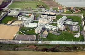 Un Detenu En Semi Liberte Abattu Devant Sa Prison Liberation
