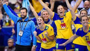 Svenska fotbollslandslaget ) reprezentuje szwecję w międzynarodowej piłce nożnej mężczyzn i jest kontrolowana przez szwedzki związek piłki nożnej. Me 2018 Pilkarek Recznych Reprezentacja Szwecji Kobiet W Pilce Recznej Isabella Gullden Henrik Signell Sport Tvp Pl
