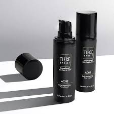 Packed with maximum strength salicylic acid, slmd skincare salicylic acid body spray was created to fight the buildup of dirt, oil, and bacteria responsible for body breakouts. Pin On Men S Skin Care