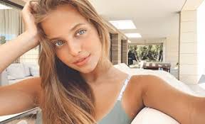 Her birthday, what she did before fame, her family life, fun trivia facts, popularity rankings, and more. Margarida Corceiro Comete Pecado Antes De Vibrar Com Exibicao De Joao Felix Fotogalerias Jornal Record