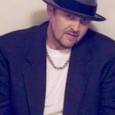 Stream Jerry Layne music