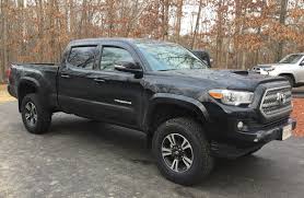 Do you have 2.5 lift kit or do you recommend an level kit. Leveling Kits Anyone Use The Readylift 3 Front 2 Rear Tacoma World
