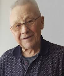 Doreen Butler's Instagram, Twitter & Facebook