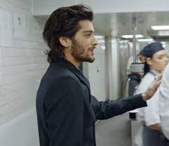 Zayn Malik Long Hair Wearing All Black Suit Zayn Malik Hairstyle Long Hair Styles Zyan Malik Hairstyle