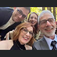 Who is a good hair person in the Overland Park area?