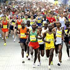Galvenie 10 saistītie hashtags valstī kenya lieto ar hashtag lauf ir lauf altitudetraining adventure przygoda marathon kenya biegambolubie alewspiera trening un maraton. Marathon Die Magische Distanz Ndr De Sport Mehr Sport Freizeitsport