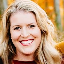 Melissa Ingram's Instagram, Twitter & Facebook