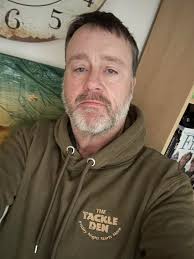 First time out in the 'new kit ' 😂😂prob could have smiled a bit more. To  be fair these hoodies are lovely and warm