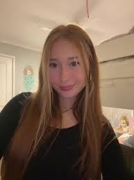 Alyssa Dewitt's Instagram, Twitter & Facebook