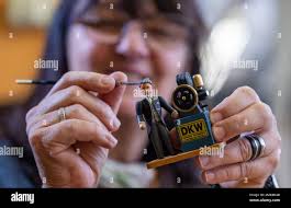 Eight wheeler hi-res stock photography and images