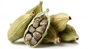 You may also find cardamom pods, cardamom extract, and cardamom oil that is made from the seeds. What Is Cardamom And What Does It Taste Like