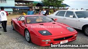 Buah dada revi memang belum begitu besar, tapi untuk ukuran anak kelas 2 smp, sudah cukup ranum. Gambar Kereta Mewah Orang Kaya Vvip Di Malaysia Part I