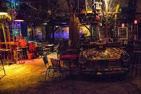 So, budapest=buda+pest, or you can say that between buda es pest runs the river danube. Buda Or Pest Best Area To Stay In Budapest And What To Do There