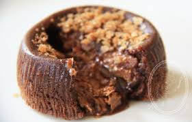 Moelleux Au Chocolat Coeur Fondant Praline Croustillant Sarah Tatouille Moelleux Au Chocolat Gateau Au Chocolat Moelleux Chocolat