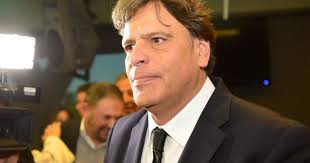 El ministro de Seguridad de Scharetti, en la cuerda floja