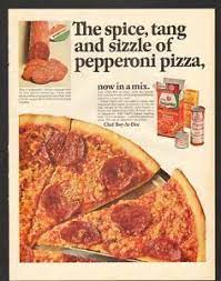 Chef Boy Ar Dee Pizza Kits In The 60 S 70 S I Specifically Remember The Excitement Of Helping With Dinner Using Thi Chef Boyardee Pepperoni Pizza 80s Food