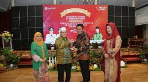 Kerja kosong perbadanan menteri besar kelantan | pihak perbadanan menteri besar kelantan mempelawa kepada seluruh warganegara malaysia yang berkelayakan dan berminat untuk segera membuat permohonan bagi mengisi kekosongan jawatan yang ditawarkan seperti berikut Dapat Kunjungan Menteri Negeri Kelantan Malaysia Herman Deru Paparkan Potensi Pertanian Sumsel Tribunnews Com Mobile