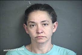 UPDATE: Amanda Jones Smith has been located and reunited with family.  AT-RISK MISSING WOMAN AMANDA JONES SMITH ▪️ 42-years-old ▪️ White female  adult, 5'0 tall, 107 pounds, brown hair, hazel eyes ▪️