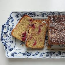 Himbeeren, gelierzucker, zitronensaft und vanillemark in einen topf geben. Zitronenkuchen Mit Himbeeren Rezepte Derstandard De Lifestyle