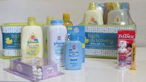 Johnson's bath discovery baby gift set includes 7 hypoallergenic bath time essentials in a cute, reusable bath caddy all designed to help make bath time fun for you and your little one. Easy To Set Up Target Registry 5 Tips For The Perfect Baby Shower Shabby Chic Boho