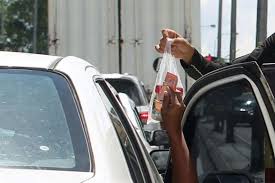 Perkhidmatan kereta sewa murah pilihan warga shah alam. Beli Jeruk Mangga Di Lampu Isyarat Boleh Kena Saman Rm 2 000 Wapcar