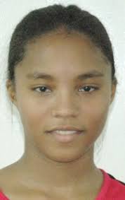 Fraser rebounds after opening night loss