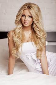 Big Volume Soft Curled Hairstyle For Long Hair Hopefully The Hairstylist Does It Similar Tomoro Long Hair Styles Loose Curls Hairstyles Loose Curls Long Hair