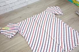 Hai navigato fino a qui per trovare informazioni su scollo a barca? Camicia Scollo A Barca Maniche Corte Unideanellemani