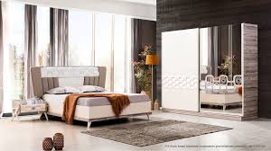 Best Emily Yatak Odasi Takimi Yatak Odalarinda Baza Minimalist Oturma Odalari Yatak Tasarimlari Yatak Odasi