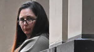 Shooting suspect in hotel near Detroit surrenders to police