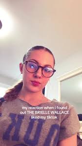 @brielle wallace 🩵 i love ur grwms sm #briellewallace #grwms #famouspeople  #influencer #myreaction #wowzers #fyp #viralvideo #omg #icantbelieveit  #tiktokinfluencer