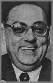 NACE ALEJANDRO GÓMEZ Alejandro Florencio Gómez nació el Sábado, 4 de abril  de 1908 en Berabevú, Santa Fe, Argentina. Maestro rural y abogado que fue  electo por la Unión Cívica Radical Intransigente