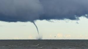 26 trąba powietrzna w powiecie kraśnickim i lubelskim tornado. Fotogeniczna Traba I Jej Znacznie Grozniejsza Siostra Polowanie Trwa Trzeba Byc Czujnym Zdjecia Dziennik Baltycki