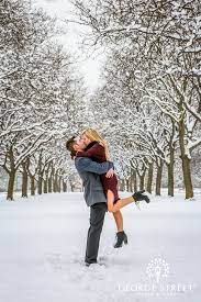 Don T Be Afraid To Venture Into The Snow For Some Magical Engagement And W Couple Photography Winter Couples Engagement Photos Winter Engagement Photos Outfits