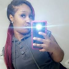 Susan Crayton's Instagram, Twitter & Facebook