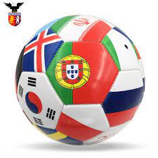 2018 fifa dünya kupası'nın resmi topu olan telstar, i̇sviçreli bilim adamlarından onay aldı. 2018 Dunya Kupasi Futbol 32 Ulke Bayraklari Promosyon Futbol Topu Boyutu 5 Buy 2018 Dunya Kupasi Futbol Promosyon Futbol Topu Ulke Bayraklari Futbol Boyutu 5 Product On Alibaba Com