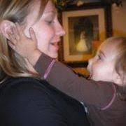 Alicia Frantz's Instagram, Twitter & Facebook