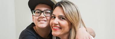 Jornalista retrata em livro história de superação de seu filho  diagnosticado com leucemia