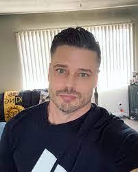 Josh Aron's Instagram, Twitter & Facebook